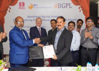RECPDCL signs smart metering pact for 3.3 mn prepaid meters in Gujarat