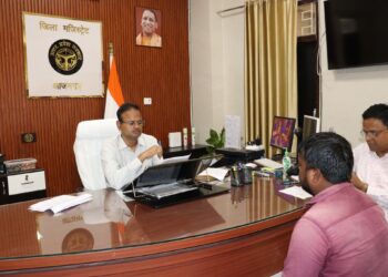 From Lagging to Leading: Azamgarh’s Turnaround Story